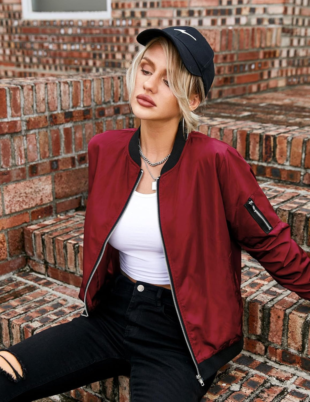 Kurze Bomberjacke für Damen mit Satin-Optik – Vianne