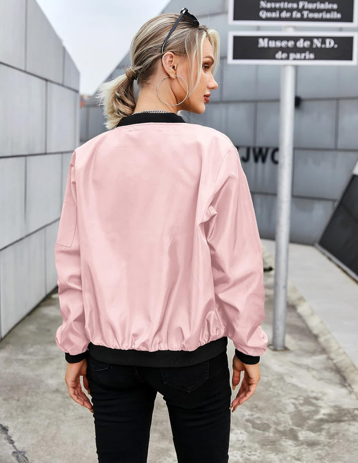 Kurze Bomberjacke für Damen mit Satin-Optik – Vianne