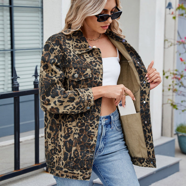 Oversize-Jeansjacke für Damen mit Animal-Print – Calista