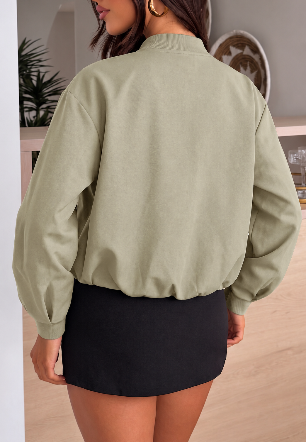 Damen kurze Oversize-Bomberjacke mit Reißverschluss - Ariadna