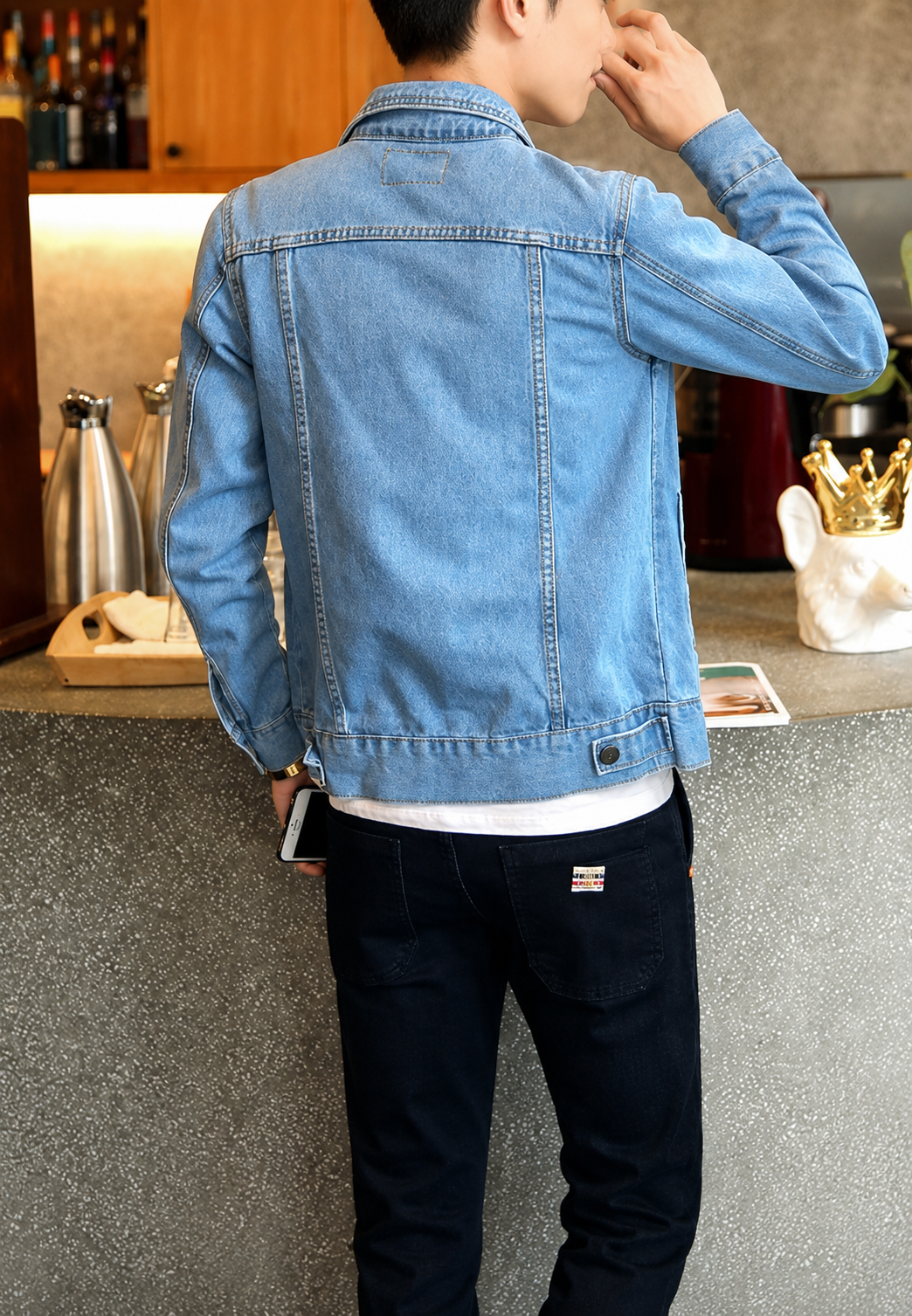 Jeansjacke im Washed-Look mit Pattentaschen – Stellan