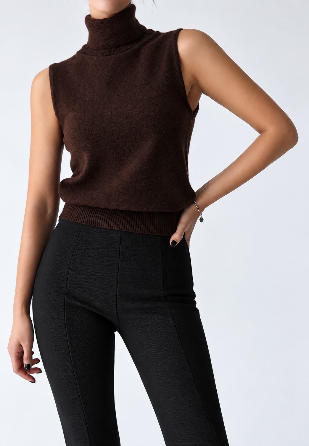 Ärmellose Strickbluse mit hohem Kragen - Velia