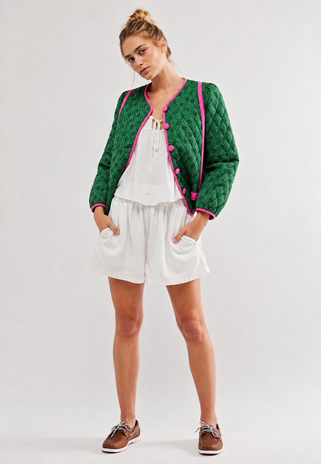 Damen-Steppjacke mit geometrischem Muster und Zierschleifen - Selvara