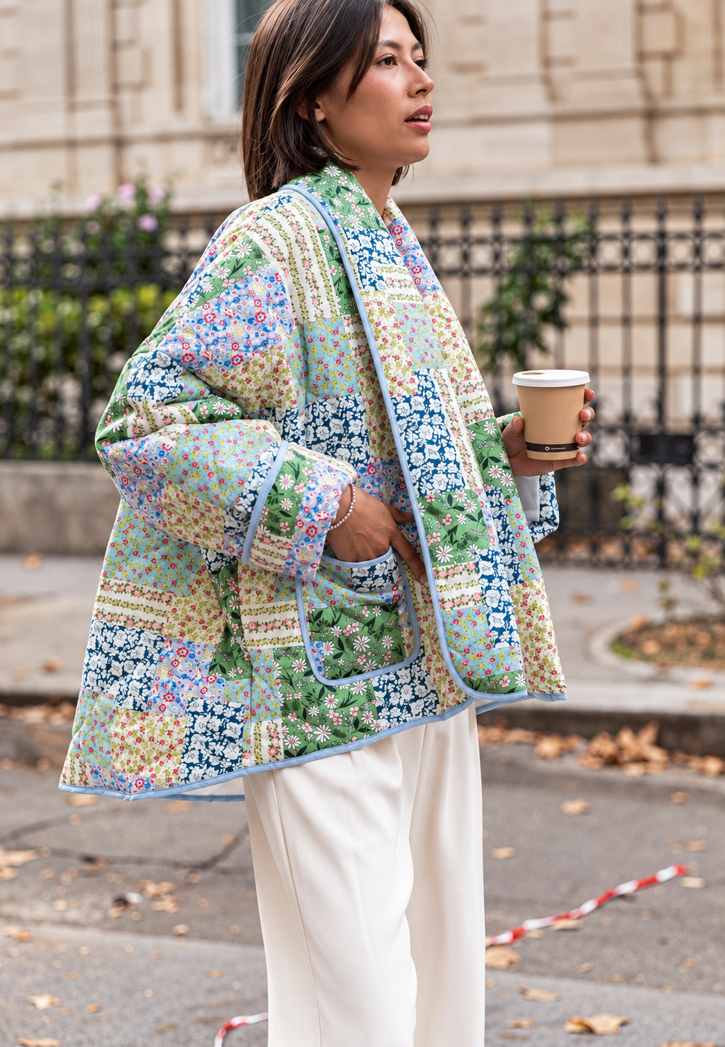 Damen-Steppjacke mit kombinierten Blumenmustern - Marielle