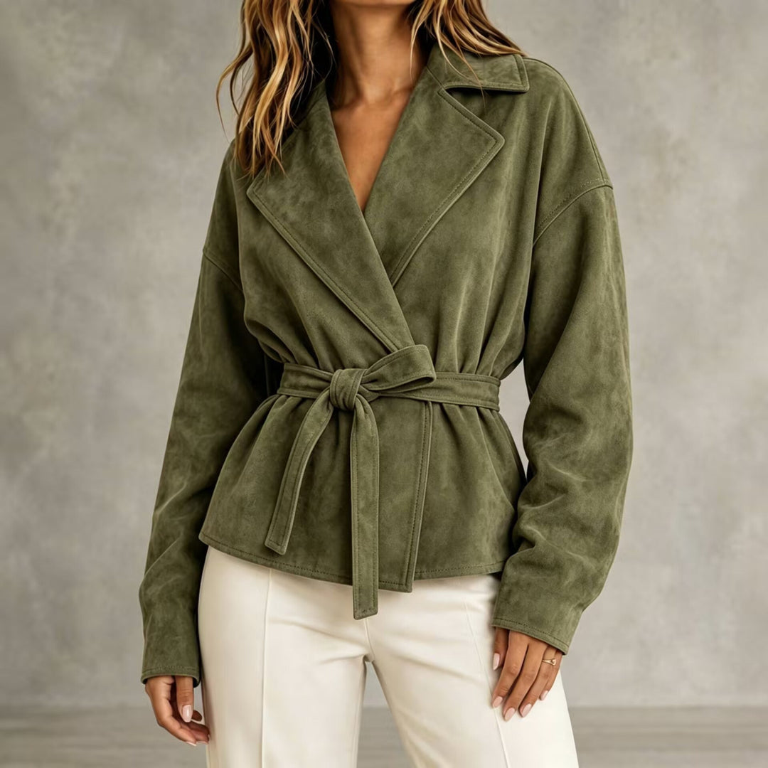 Kurze Damenjacke in Wildlederoptik mit Gürtel und Revers – Valérie