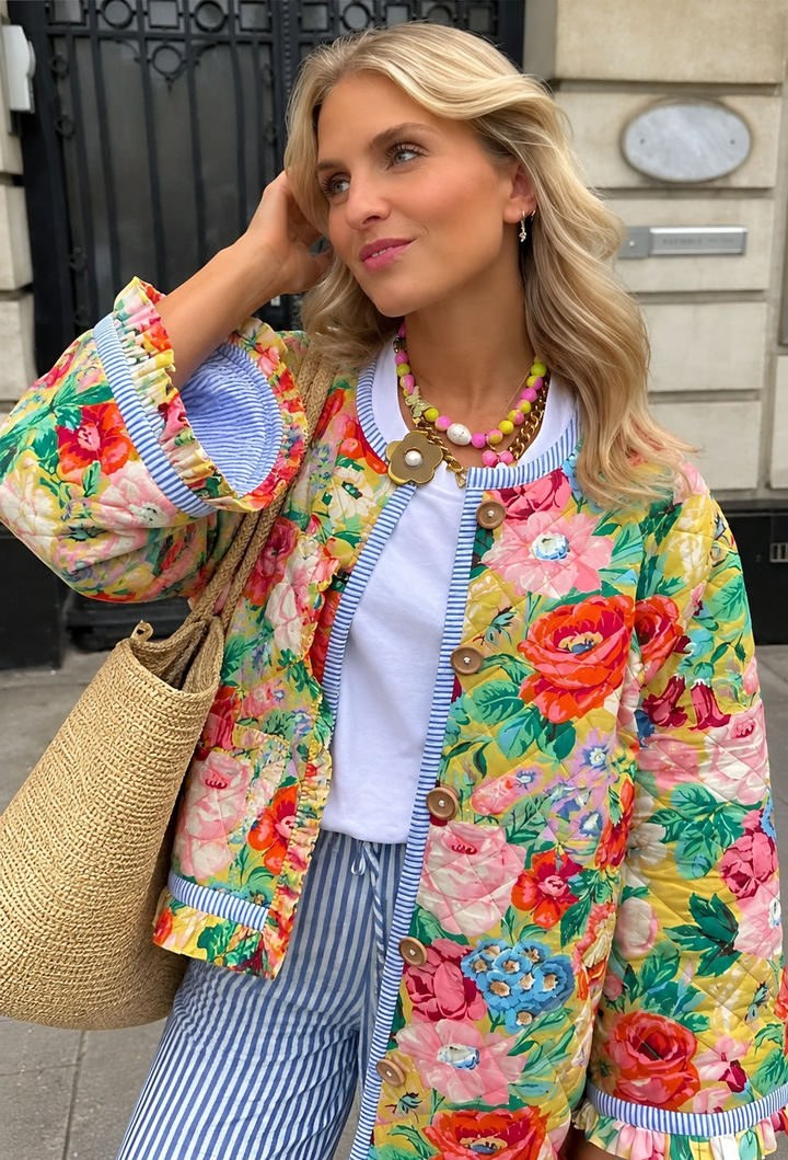 Damen Blumenjacke in A-Linie mit Rautensteppung und Volants - Clotilde