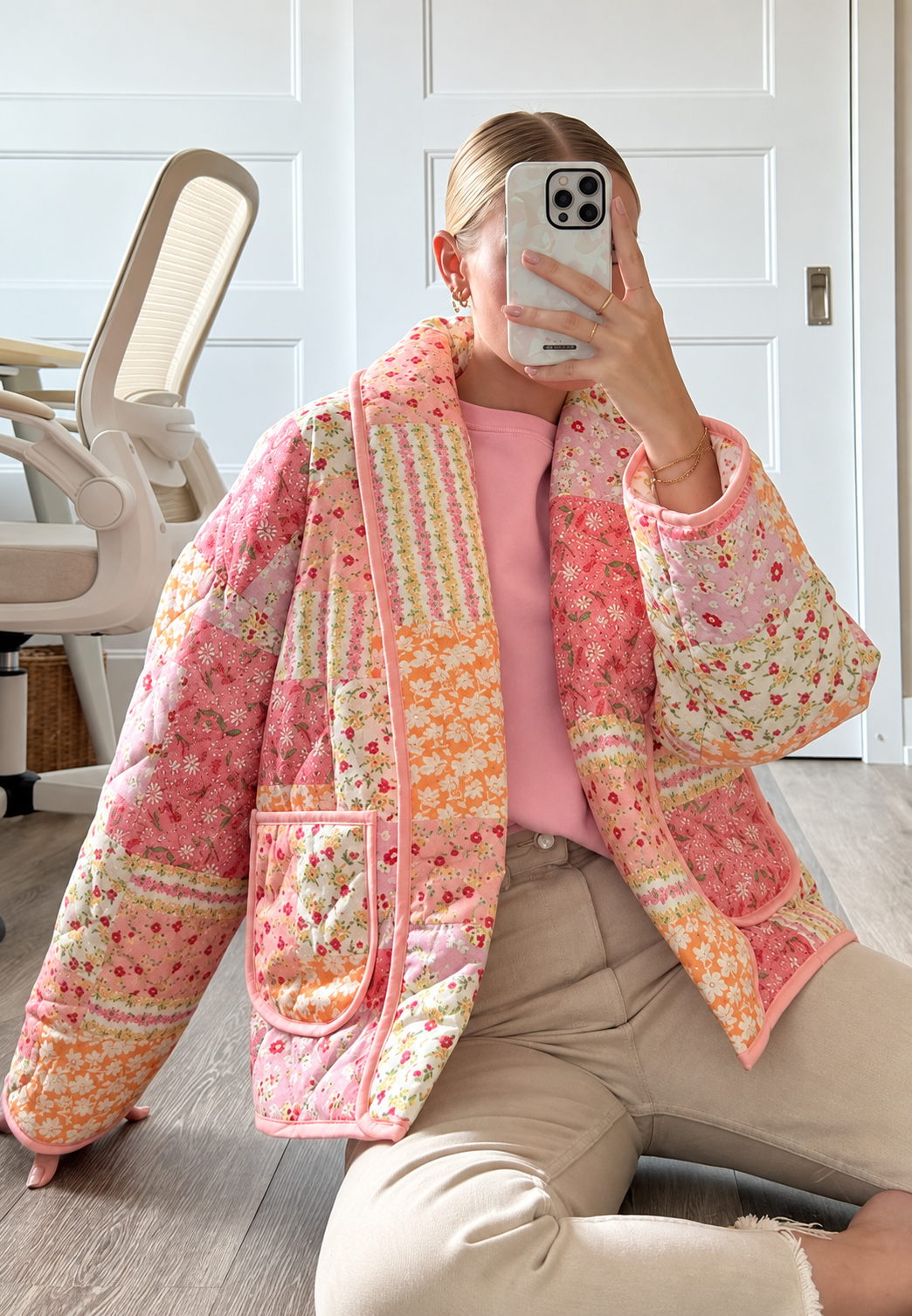 Damen-Steppjacke mit kleinen Blumen und Reverskragen - Zinnia