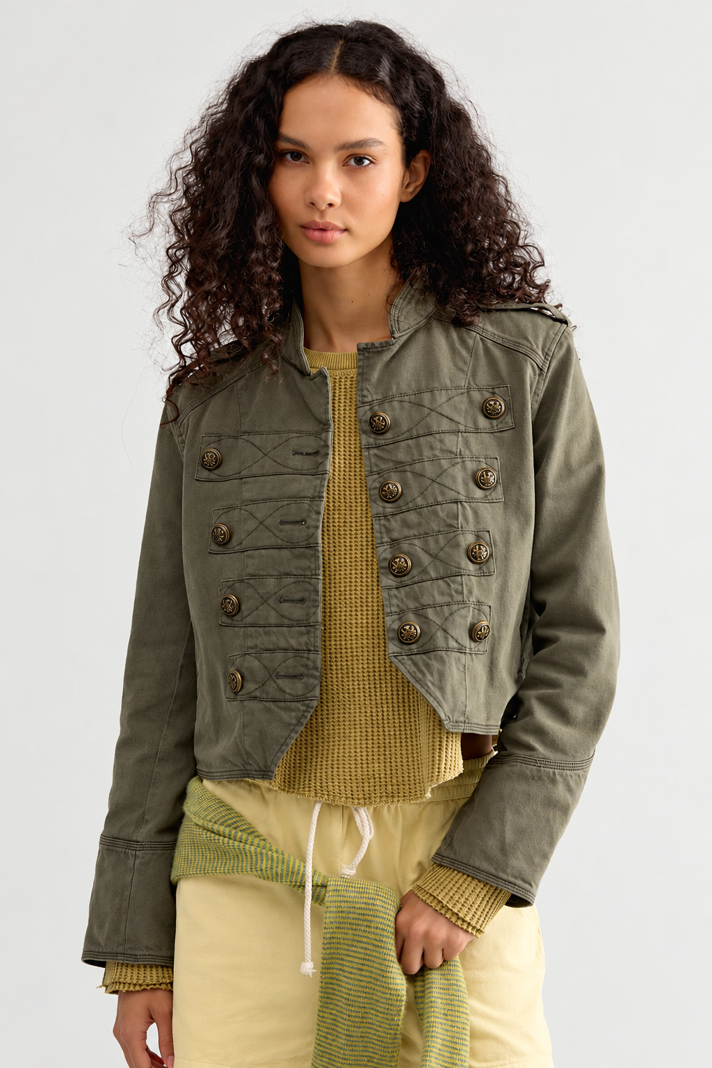 Damen kurze Jacke mit Stehkragen und dekorativen Knöpfen - Arlet