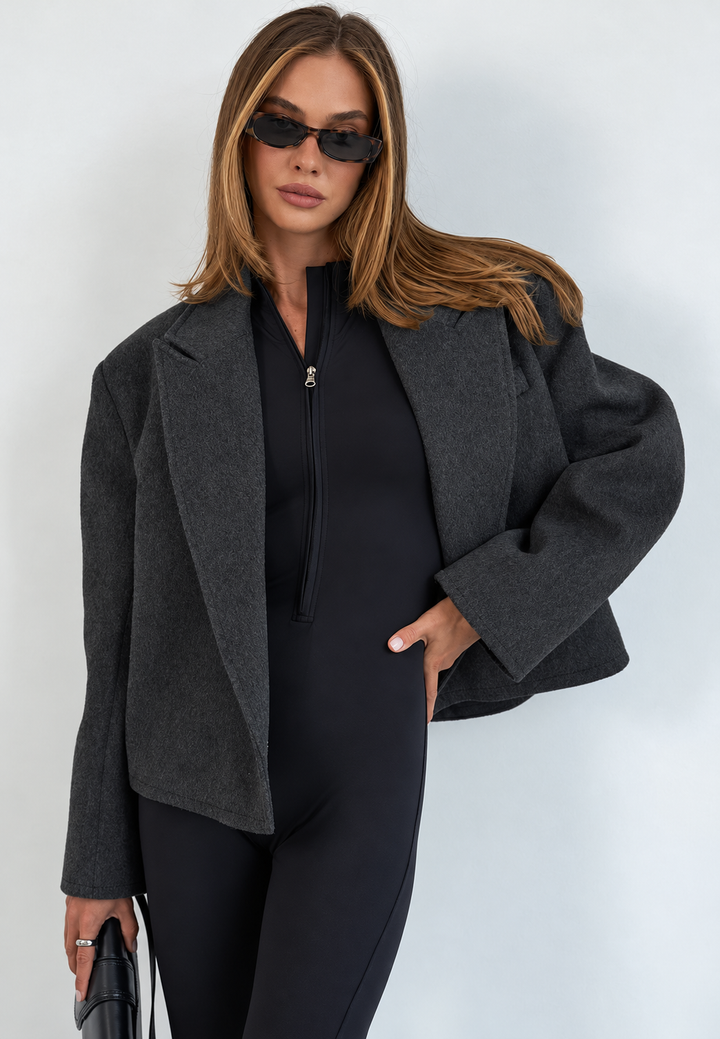 Damen kurze Jacke mit Revers und Gürtel im eleganten Stil - Ivet