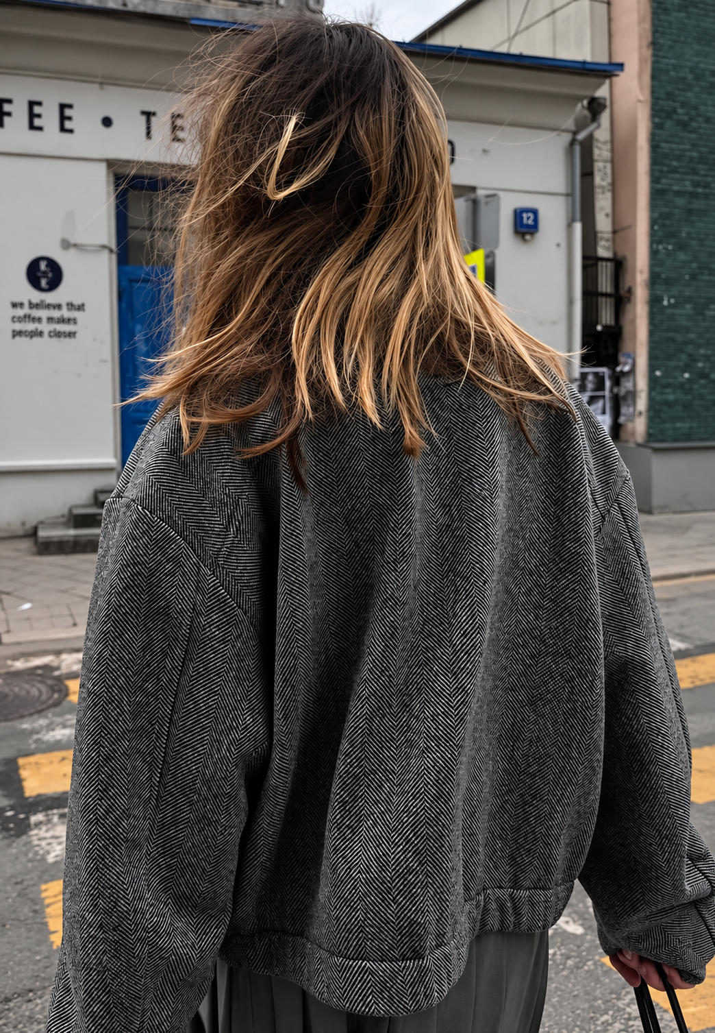 Damen Jacke mit Fischgrätmuster, Stehkragen und Reißverschluss - Saura