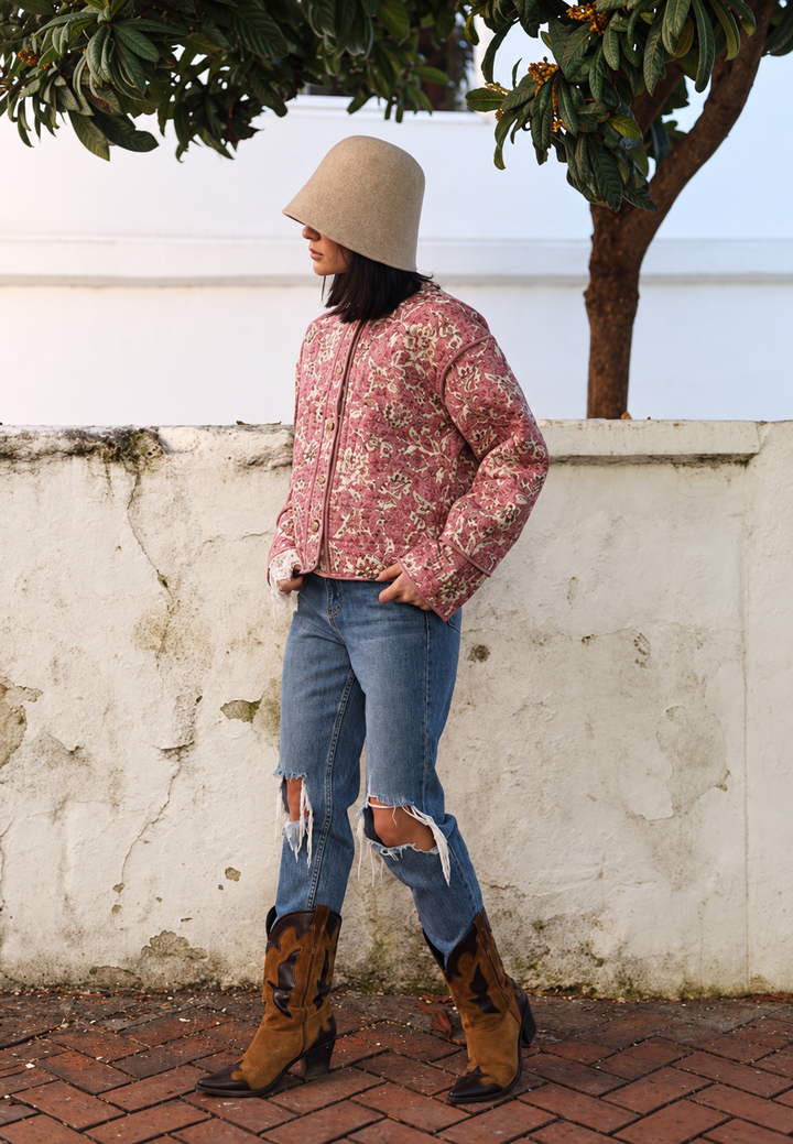 Damen Jacke mit Blumenmuster, Rautensteppung und Besatz - Orsina