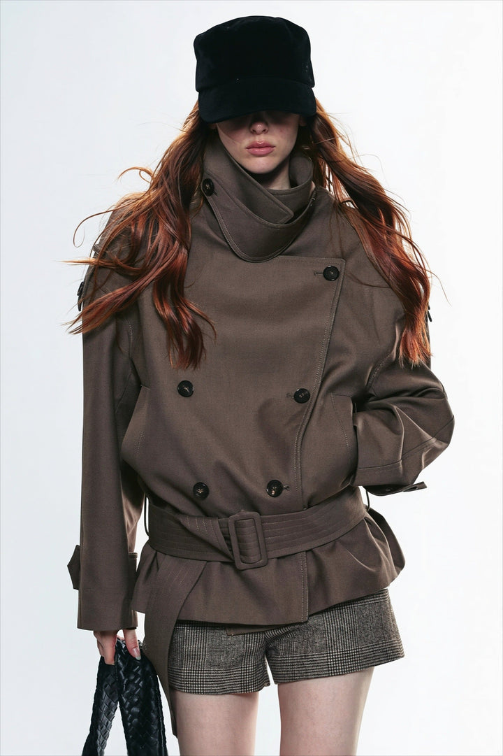 Doppelreihige Damen-Trenchcoat mit asymmetrischem Kragen und Gürtel – Iris
