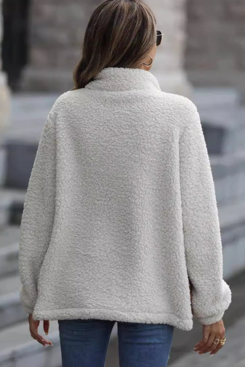 Élise - Sherpa-Jacke mit Reißverschluss und Stehkragen mit Leoparden-Patches
