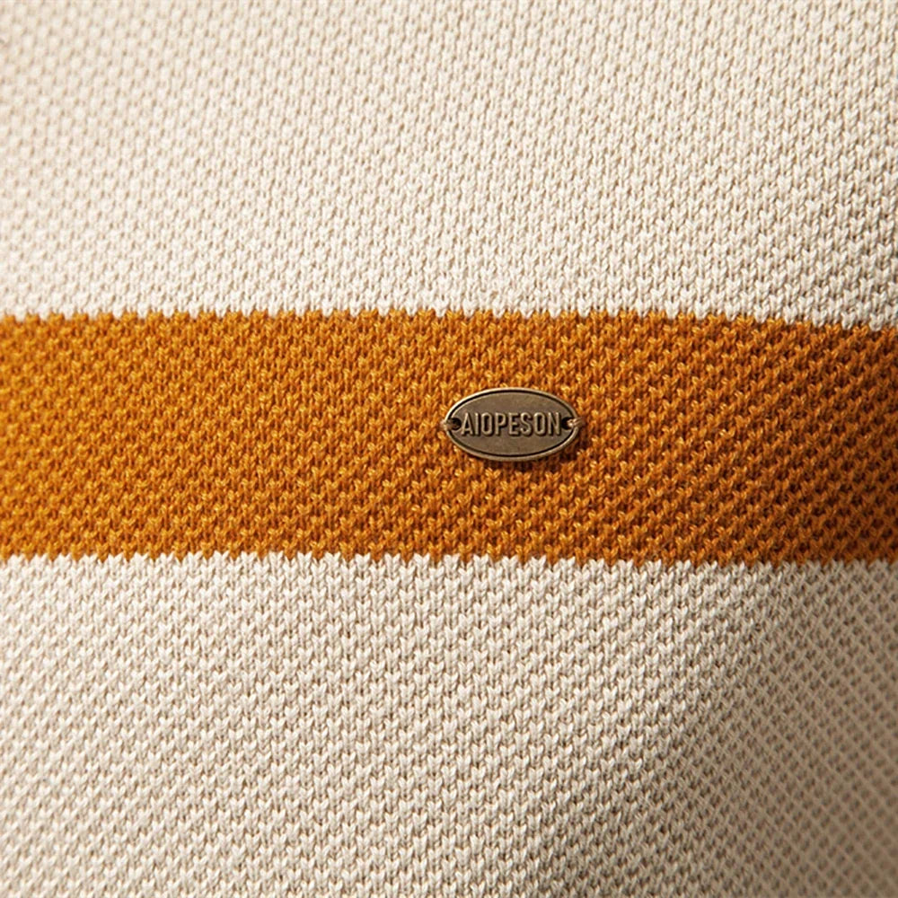 Strickpullover mit halbem Reißverschluss und Streifen – Aurel