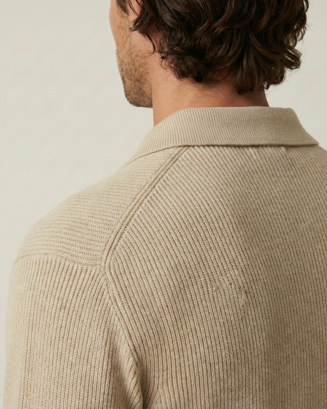 Herrenpullover mit Polokragen, halbem Reißverschluss und Rippstrick – Ilan