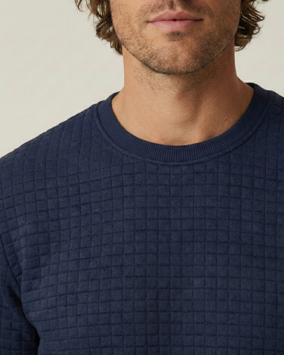 Herrenpullover mit Rundhalsausschnitt, Gofré-Strick und langen Ärmeln – Loris