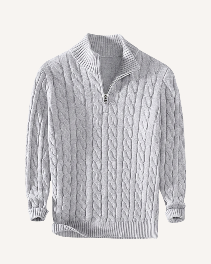 Herrenpullover mit halbem Reißverschluss, Stehkragen und Zopfmuster – Moritz
