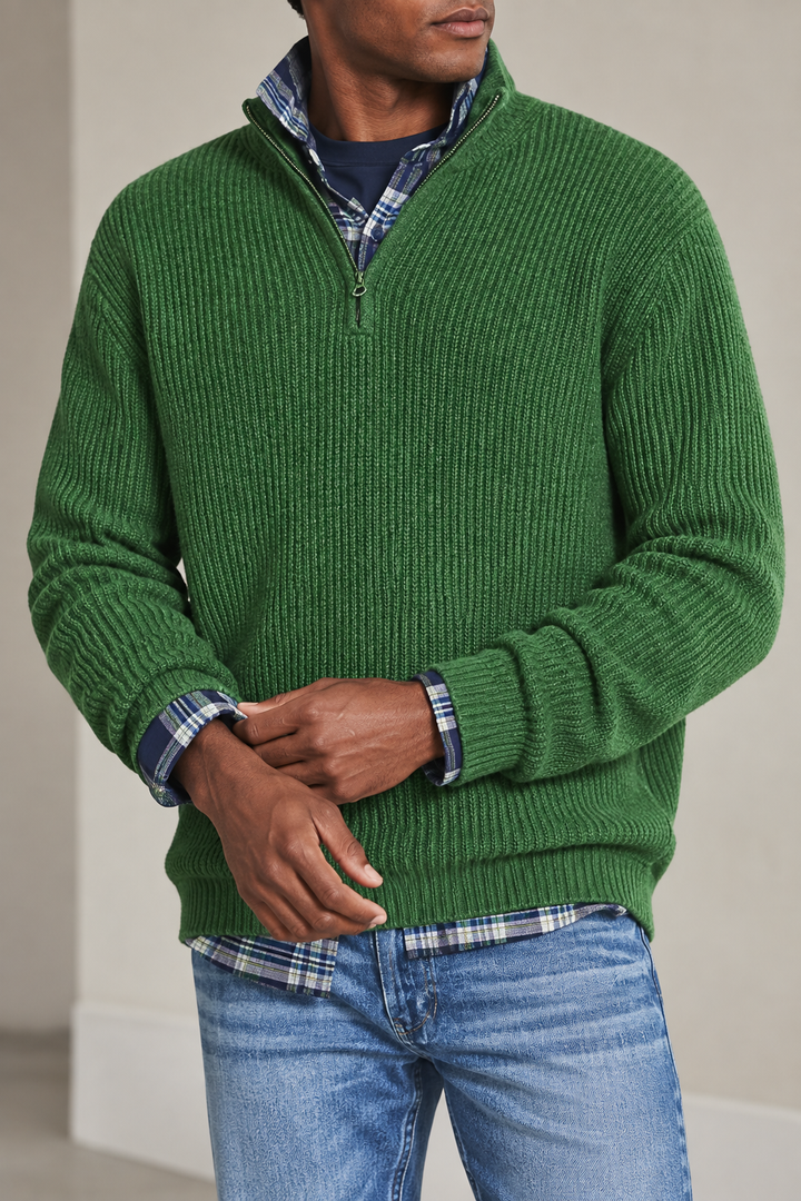 Herrenpullover mit halbem Reißverschluss, Rippstrick und hohem Kragen – Stellan