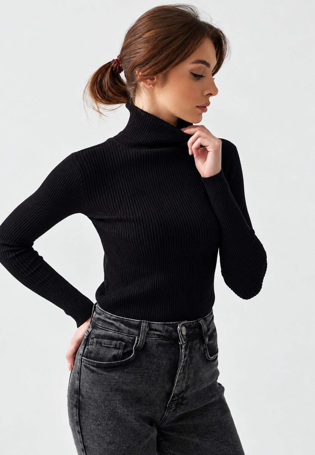 Figurbetonter Damen-Rollkragenpullover aus Rippstrick - Nélida