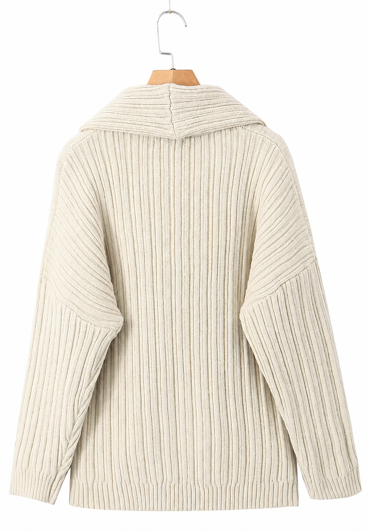 Damenpullover mit asymmetrischem Ausschnitt und freiliegender Schulter – Séverine