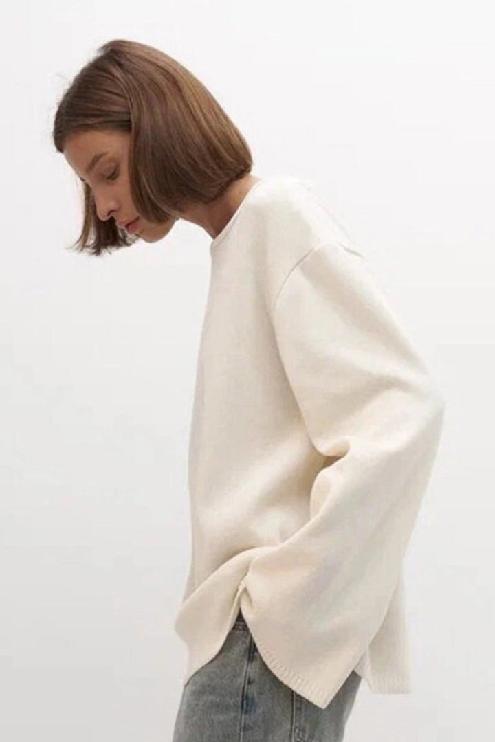 Oversize-Damenpullover mit offenem Rücken und langen Ärmeln – Mireya