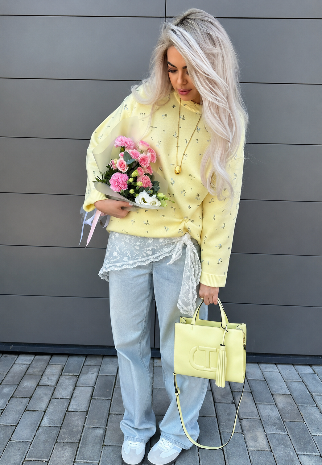 Oversize-Damenpullover mit Blumenmuster, Rundhalsausschnitt und langen Ärmeln – Anouk