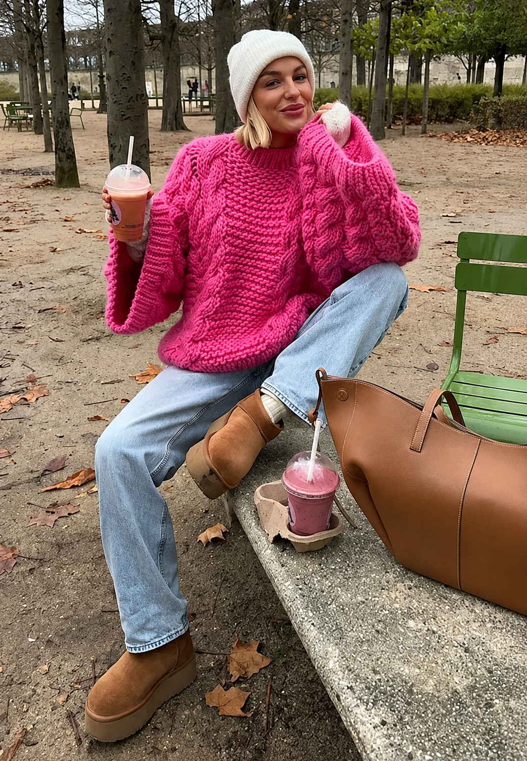 Oversize-Damenpullover mit Zopfmuster, ausgestelltem Ärmel und hohem Kragen – Nerina