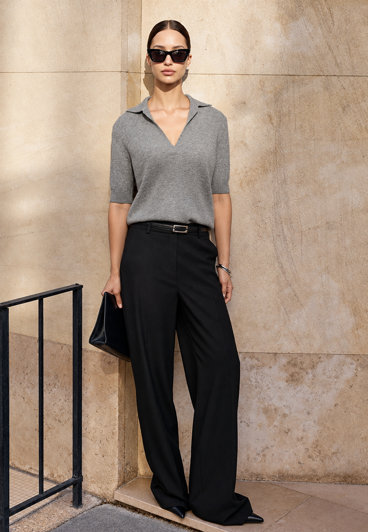 Kurzärmeliger Damen-Feinstrickpullover mit Polokragen und V-Ausschnitt - Lidia