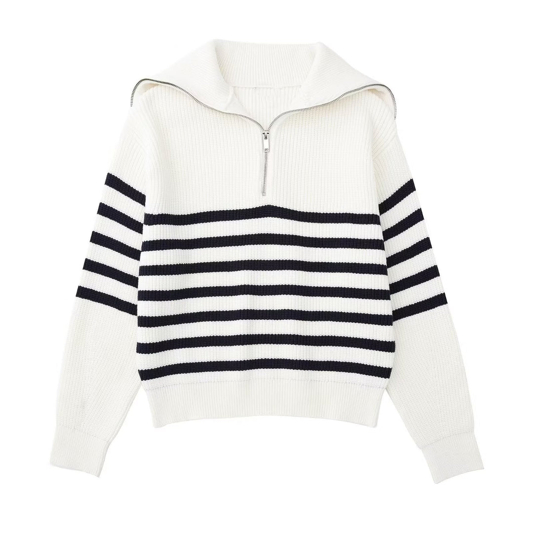 Damenpullover mit Streifen, halbem Reißverschluss und Stehkragen – Holly