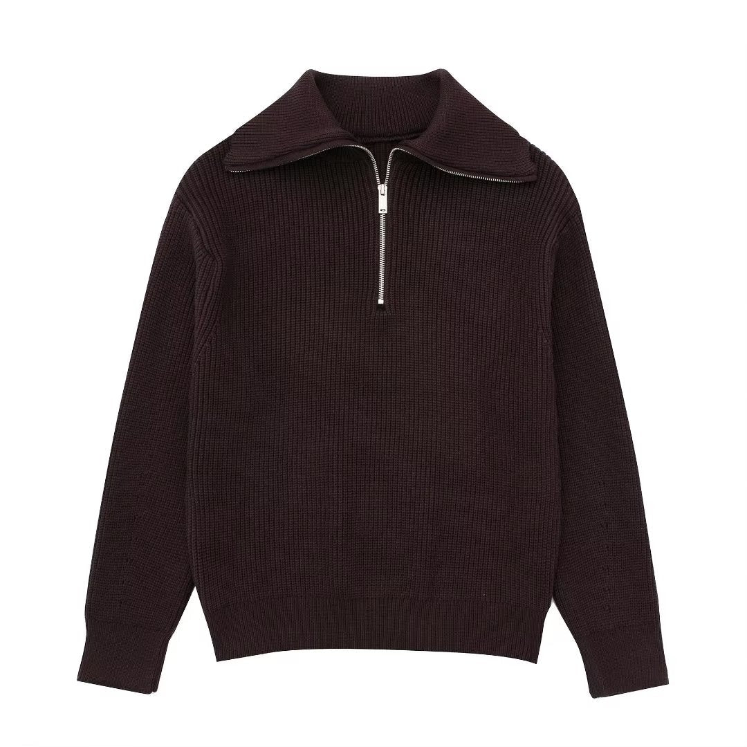 Damenpullover mit Streifen, halbem Reißverschluss und Stehkragen – Holly