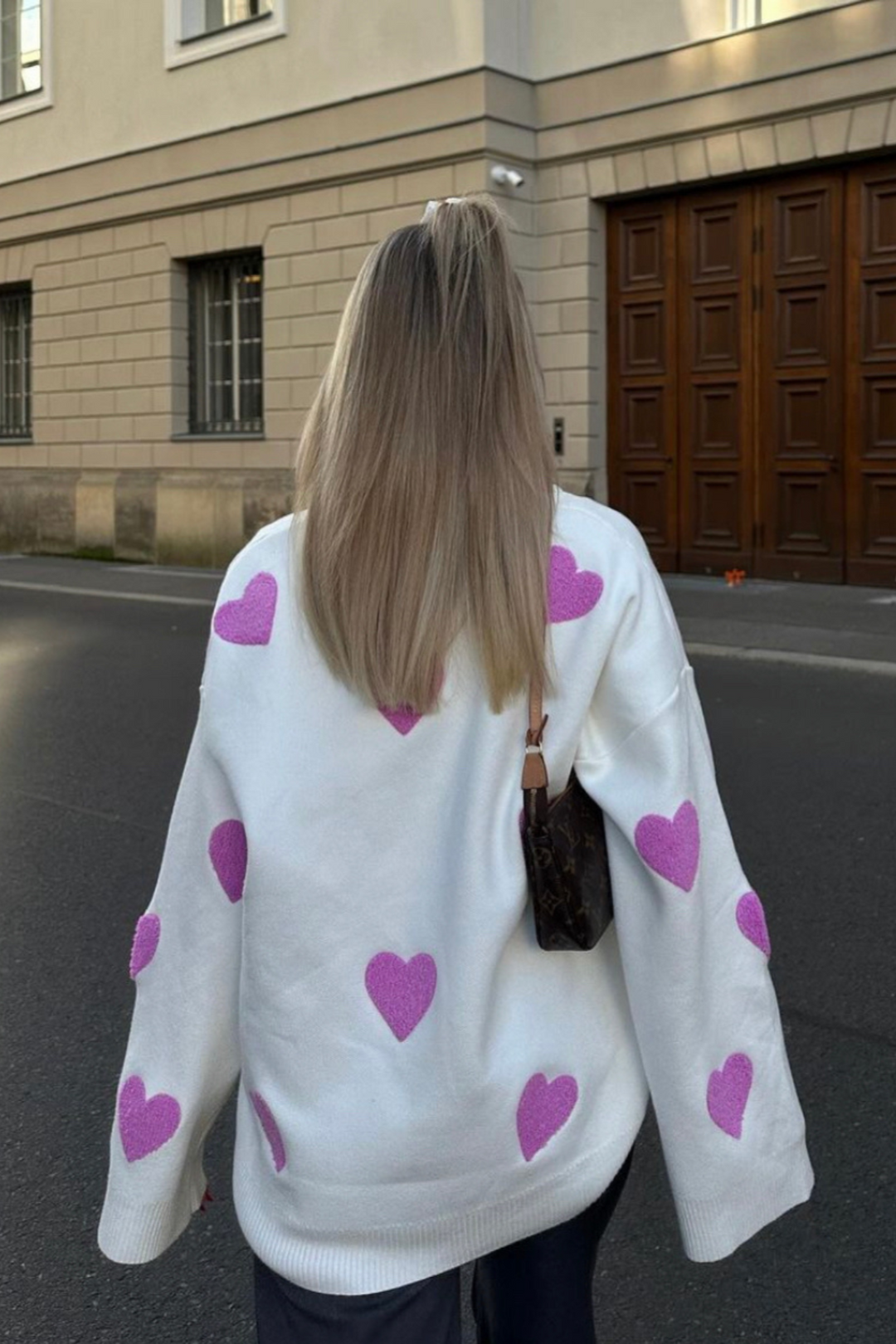 Oversize-Strickpullover mit Herzchen – Barissa
