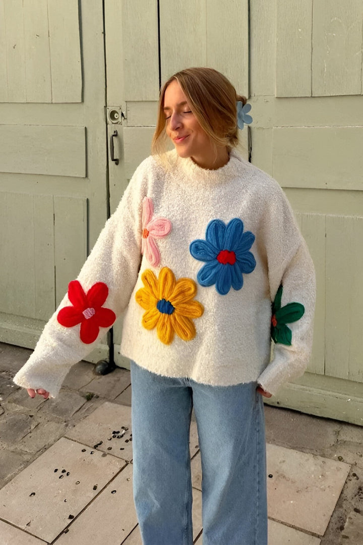 Oversize-Strickpullover mit geprägten Blumen – Artelia