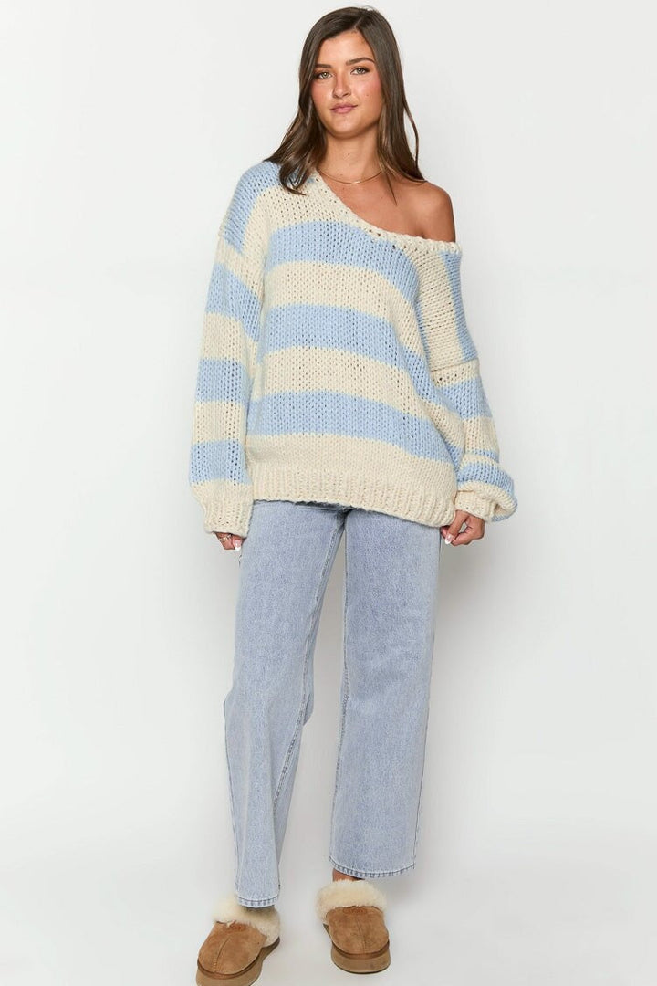 Oversize-Pullover für Damen mit Streifen und freien Schultern – Frida