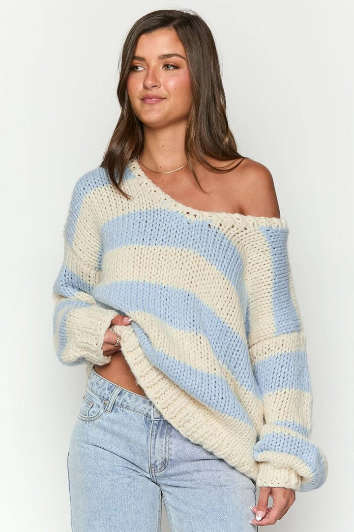 Oversize-Pullover für Damen mit Streifen und freien Schultern – Frida