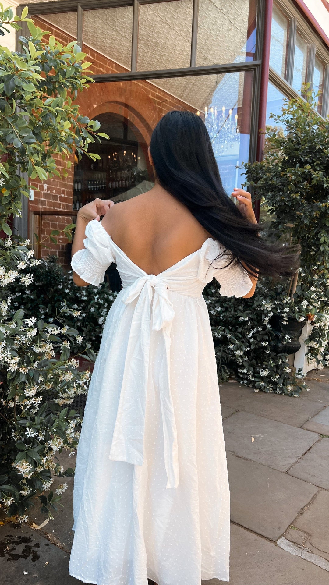 Weißes Midi-Kleid mit freien Schultern für Damen – Renata