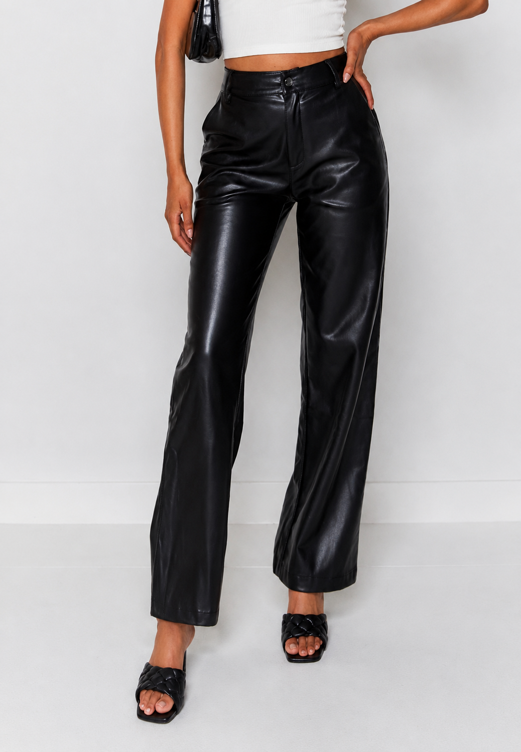 Damenhose in Lederoptik, gerader Schnitt, hoher Bund – Amandine