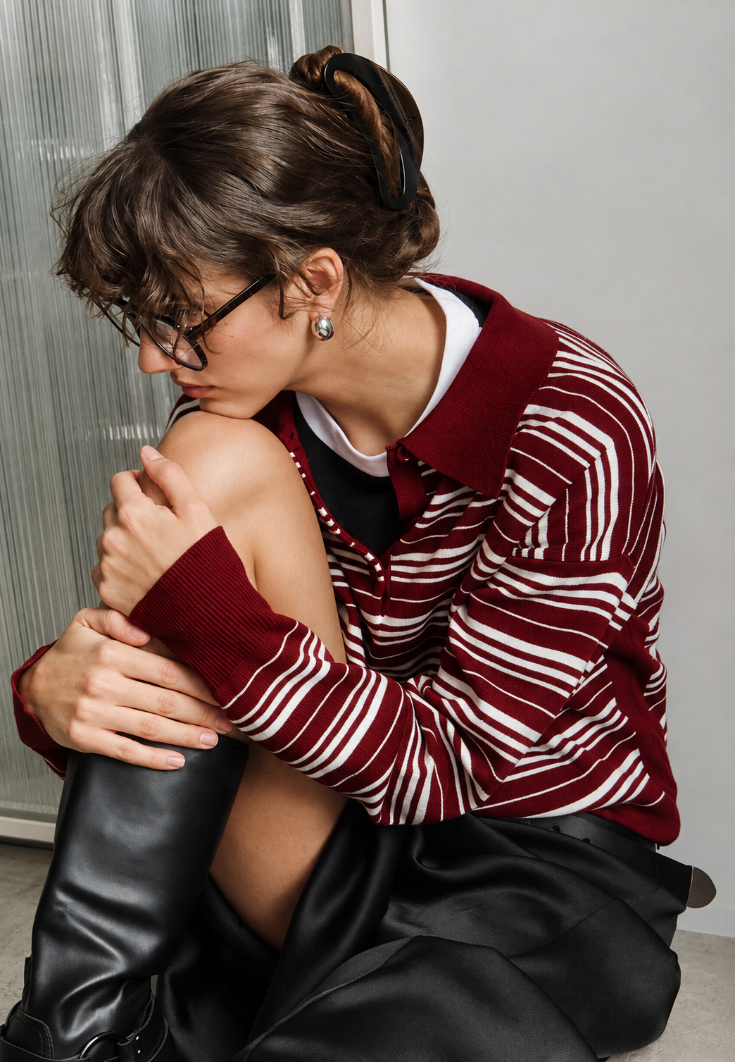 Langärmeliges Damen-Strickpoloshirt mit horizontalen Streifen und Hemdkragen - Adelma