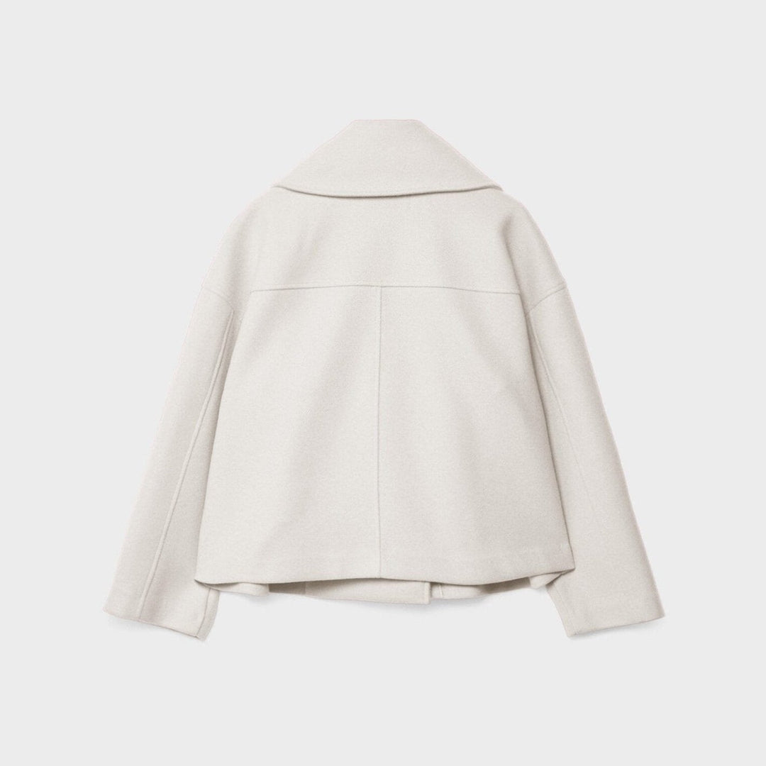 Kurze Damen-Wolljacke mit doppelreihigen Knöpfen - Heidi