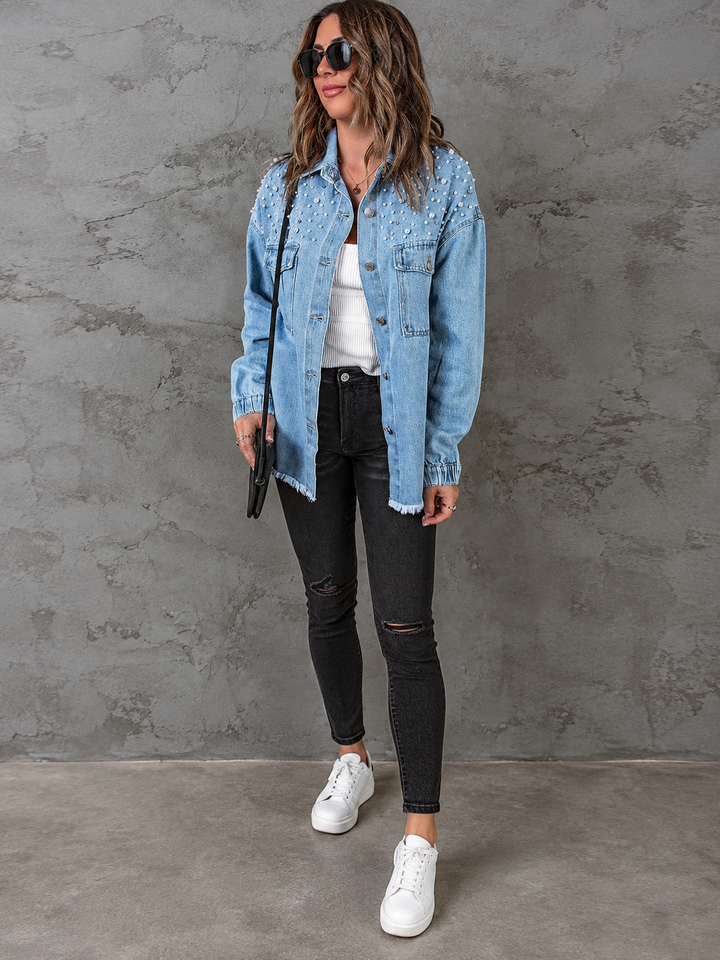 Mit Perlen verzierte Jeansjacke – Émeline
