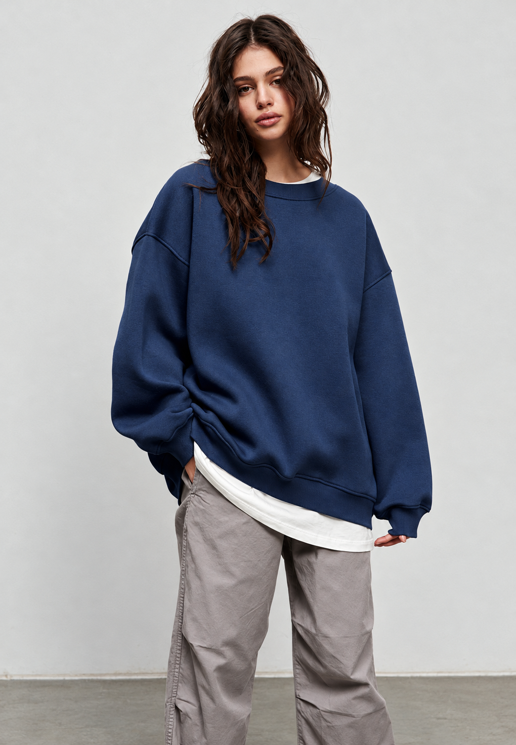 Damen Oversize-Sweatshirt mit Rundhalsausschnitt und abfallenden Schultern - Dagny